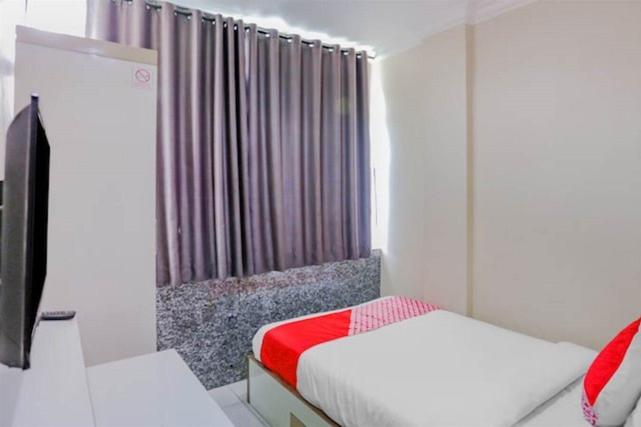 Reddoorz Syariah Near Stasiun Karet Hotel Jakarta Ngoại thất bức ảnh